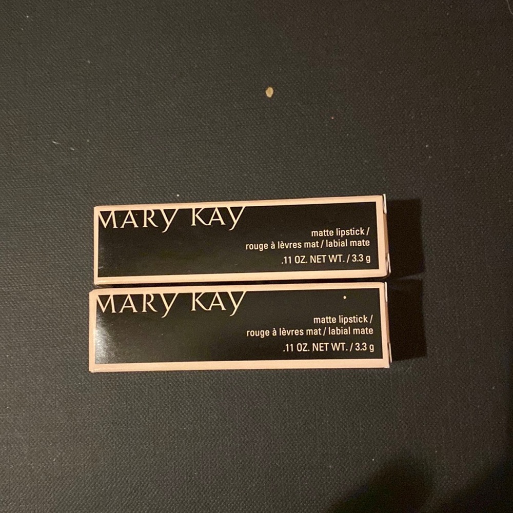 Mary Kay Puro Mirtillo Matte Lipstick